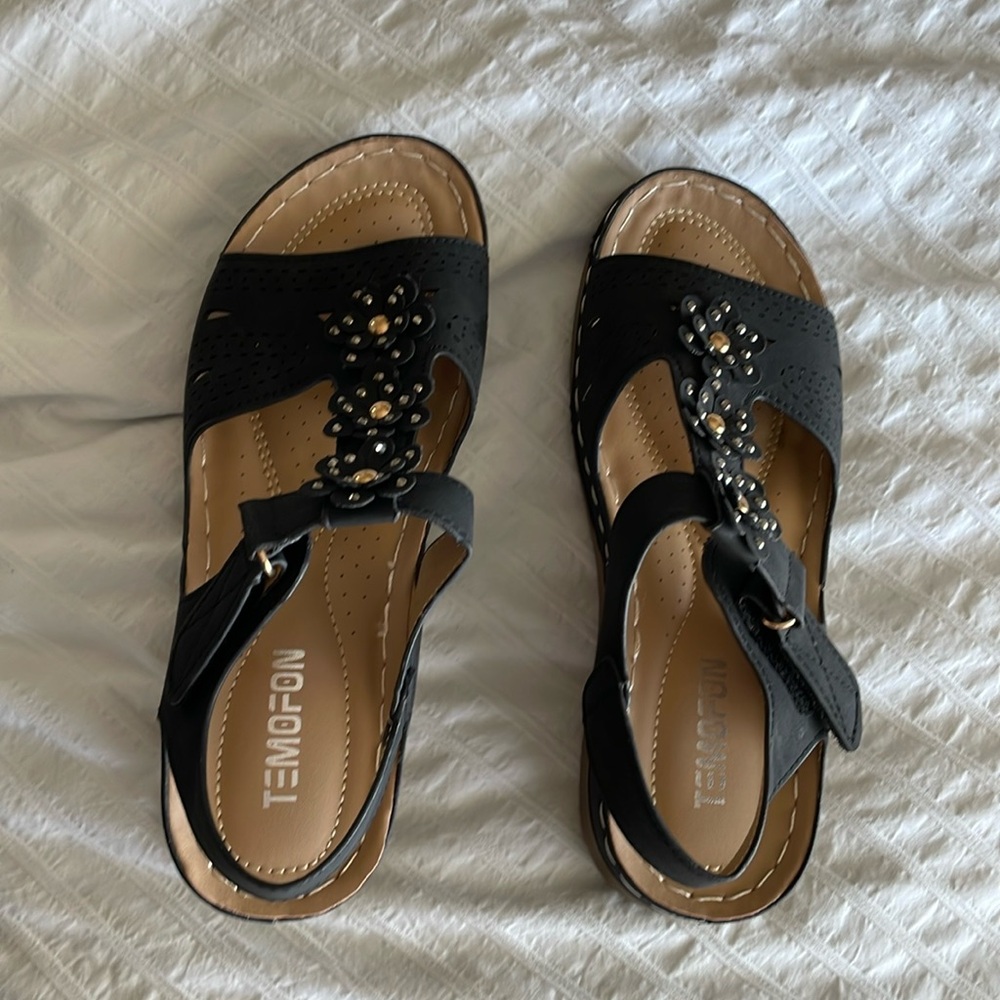 Temofon Women’s Sandal 38